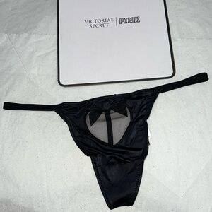 (M) UNISEX Victoria’s Secret Very Sexy Victoria's Secret Heart Cutout V-String